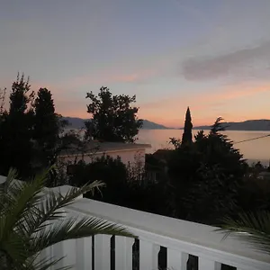 https://apartment-pavica-novi-vinodolski.primorje-gorskikotar.com