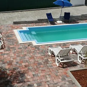 https://apartments-villa-arancia.pula-hotels.org