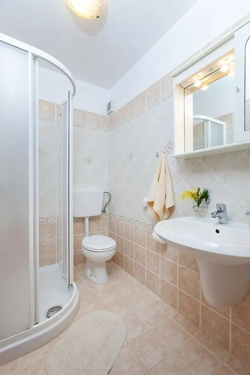 Apartment Villa Lidija