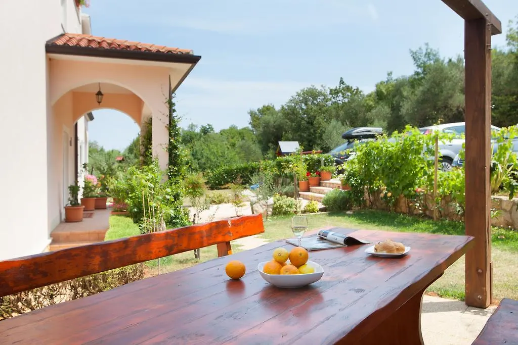Villa Lidija 0*, Labin (Istria)